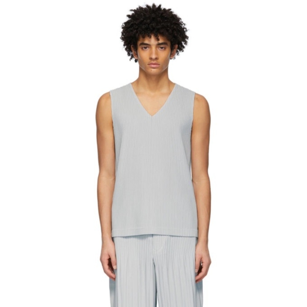 Issey Miyake Gray Sleeveless V-Neck Top